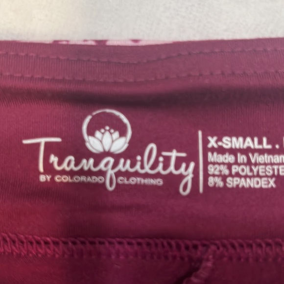 Tranquillity by Colorado clothing Plum purple Athletic Skort X-s ditsy floral - Picture 5 of 9